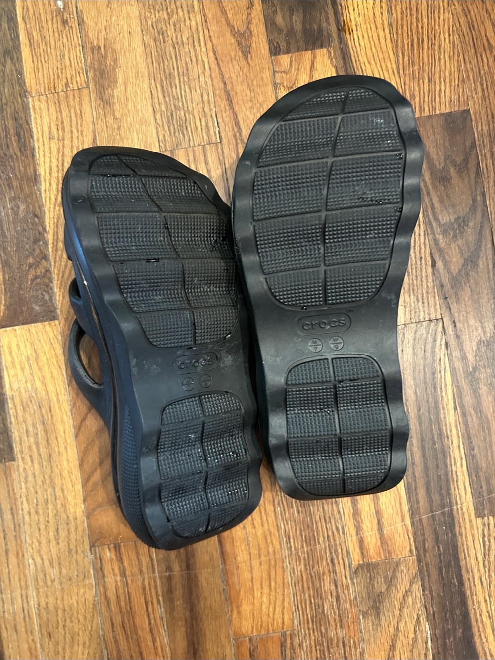 CROCS Black Double-Strap Slide Sandals - Picture 6 of 9